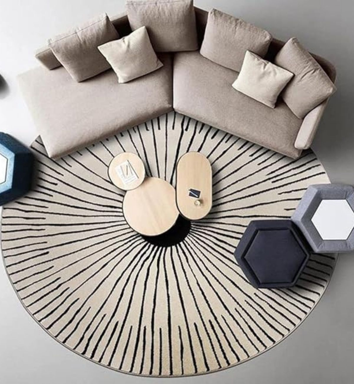 Handtufted Round Rugs Radiating Line Design Black & Cream Adi Round 1