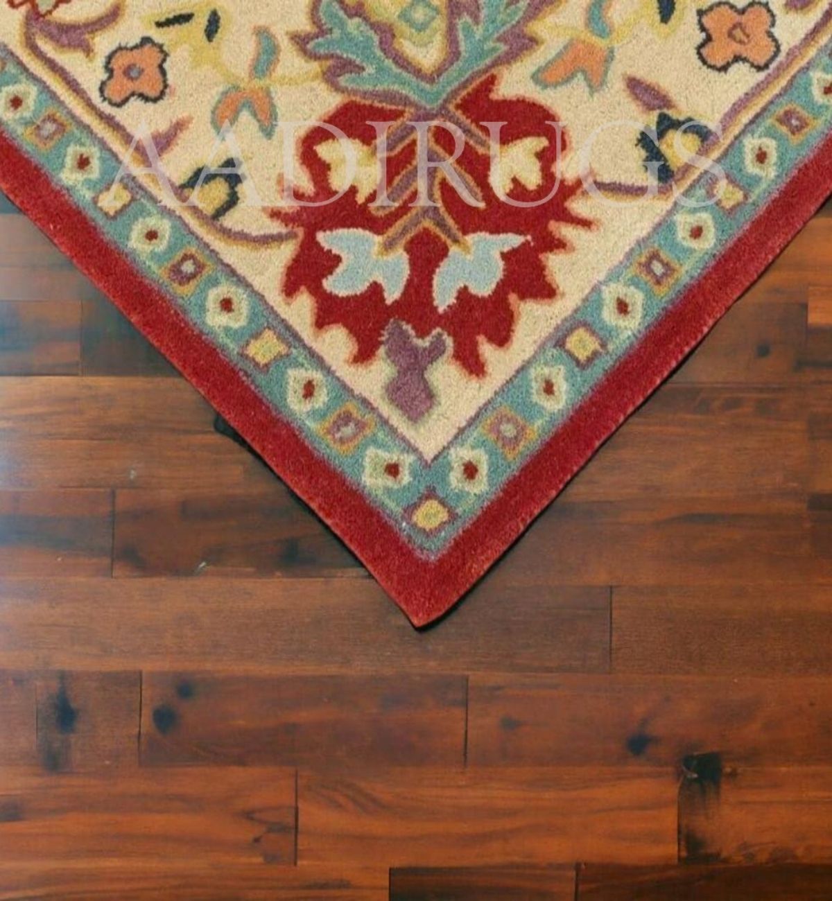 Hand Tufted Traditional Rug AT173