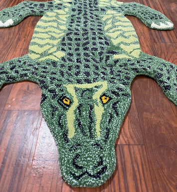 Handtufted Animal Rug Crocodile-shaped-Dark Green-AT28