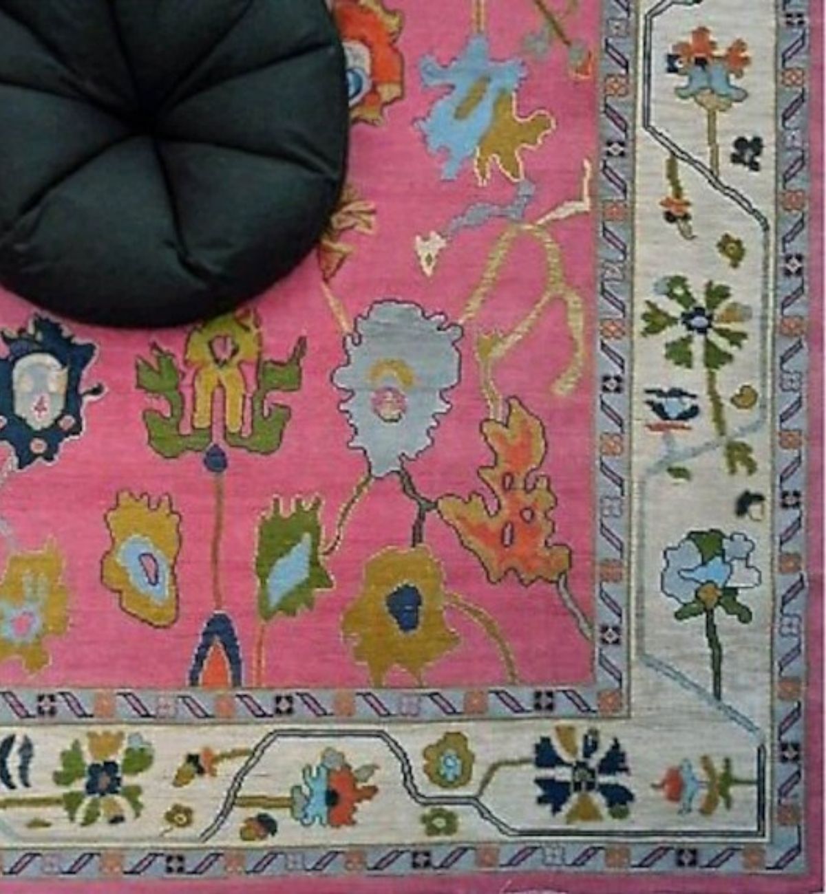 Hand Tufted Traditional Rug AT609