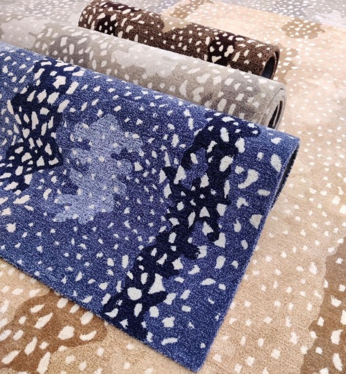 Hand Tufted Traditional Rug AT615